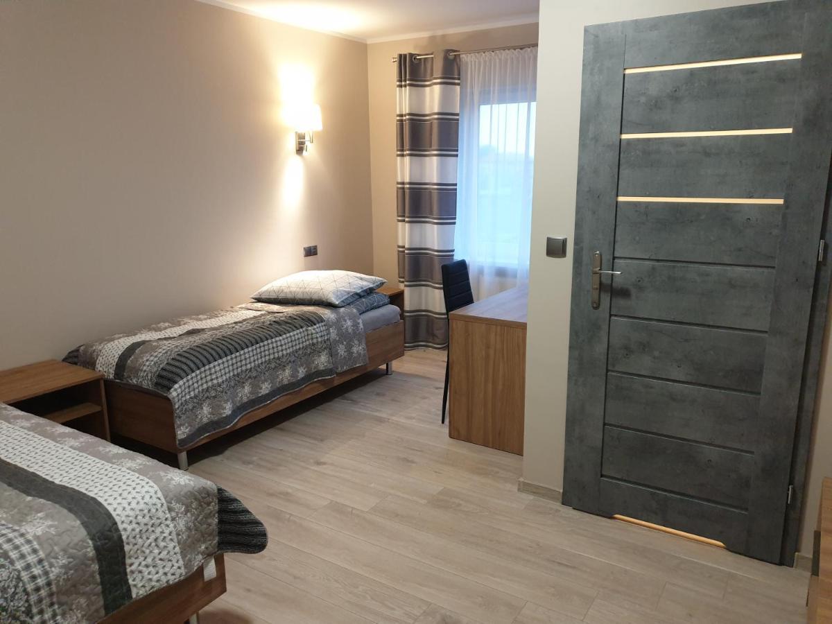 Motel Na Stacji Paliw Устроне-Морске Экстерьер фото