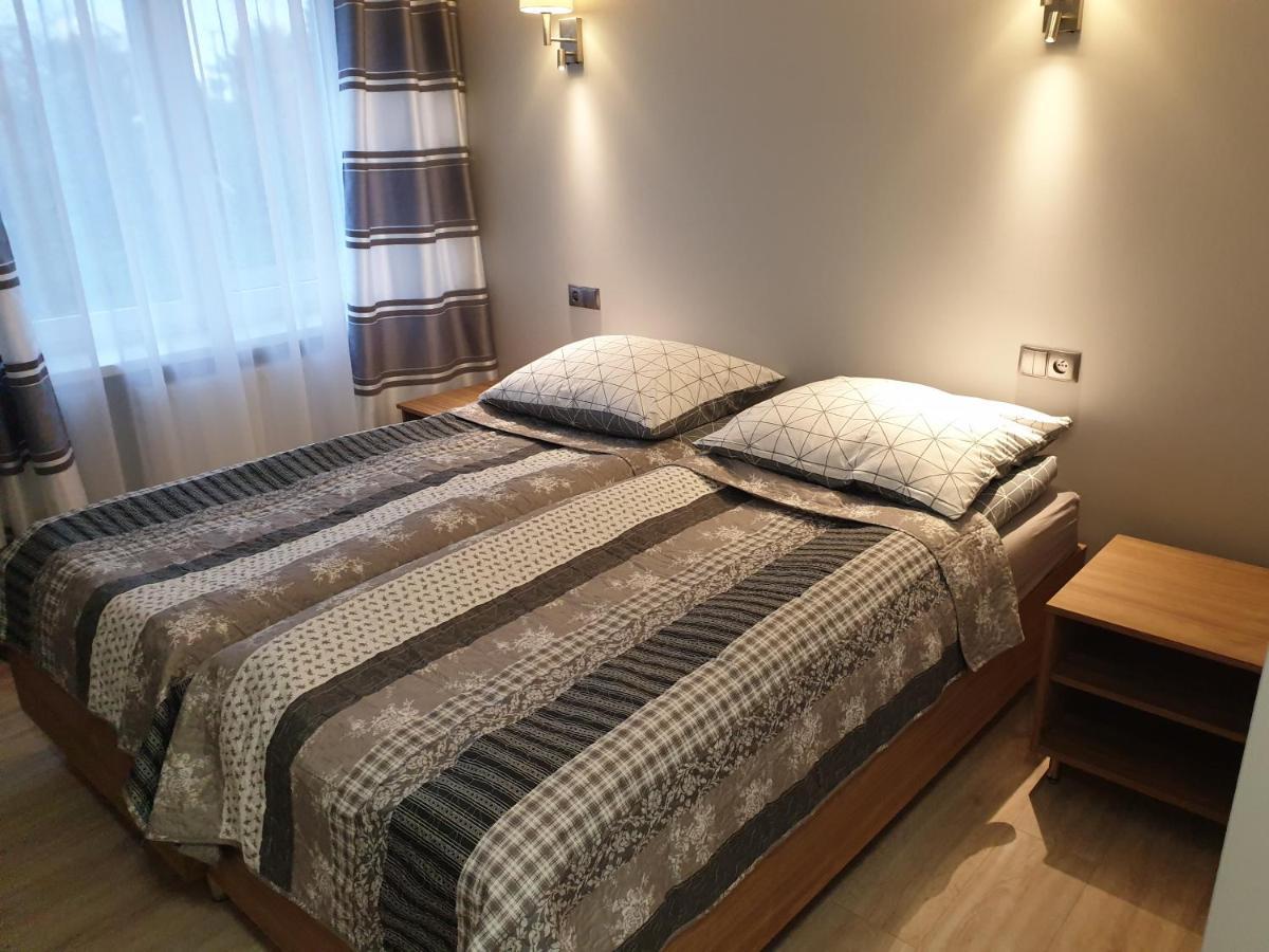Motel Na Stacji Paliw Устроне-Морске Экстерьер фото