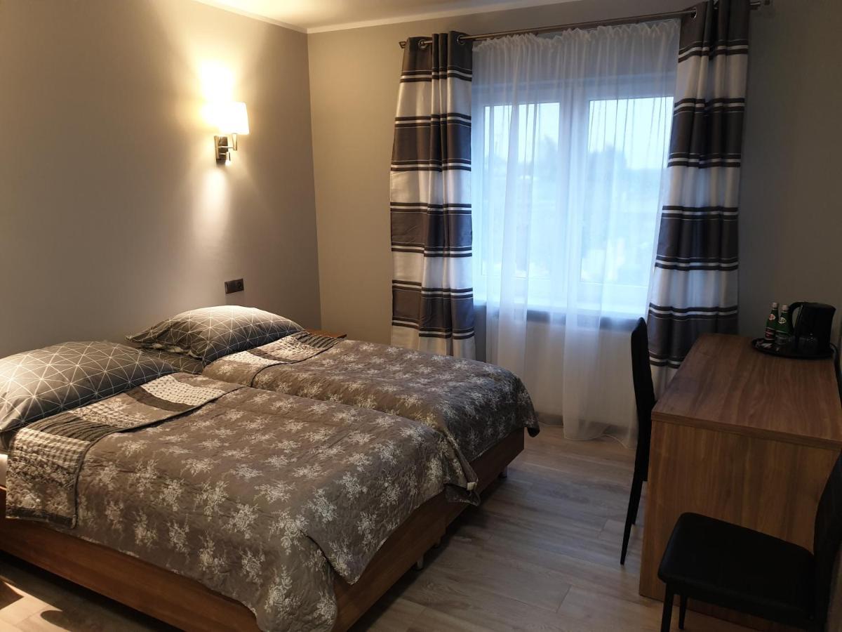 Motel Na Stacji Paliw Устроне-Морске Экстерьер фото